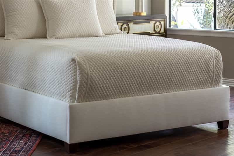 LAURIE 1" DIAMOND QUILTED QUEEN COVERLET IVORY BASKETWEAVE 96X98